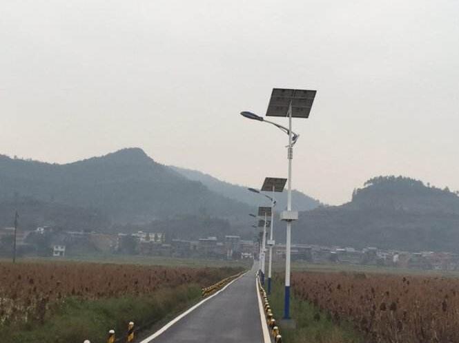農村太陽能路燈