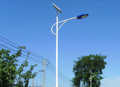 一體化太陽能路燈30w6米高報(bào)價(jià)