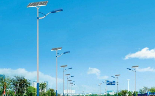 太陽能路燈廠家價格多少錢一個