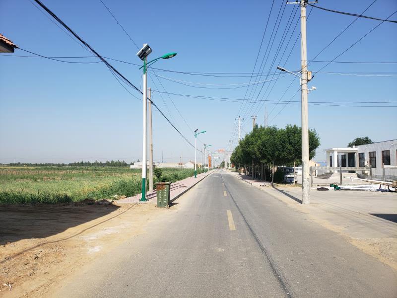 單臂太陽(yáng)能路燈價(jià)格報(bào)價(jià)是多少