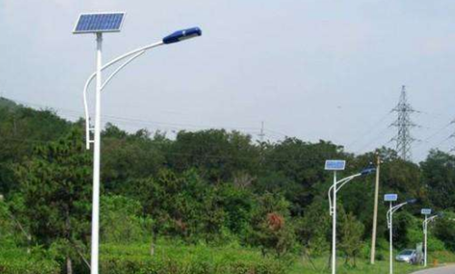 led太陽能路燈 不同型號的led太陽能路燈價格多少錢