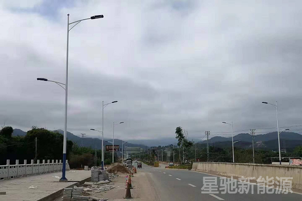 10米高路燈帶桿價格