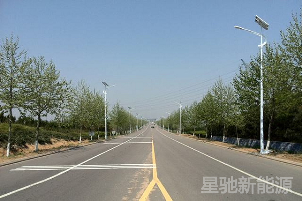 保定太陽能路燈