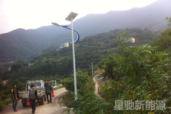 太陽能路燈