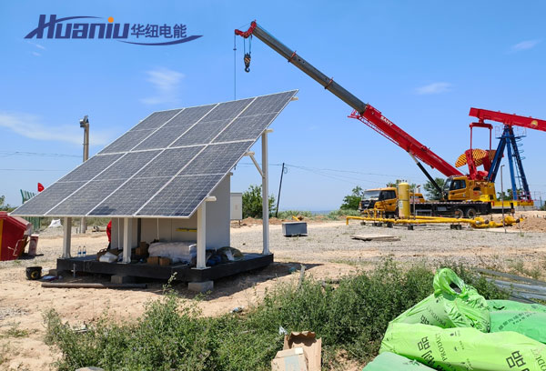 抽油機(jī)光儲一體化混合供電系統(tǒng)